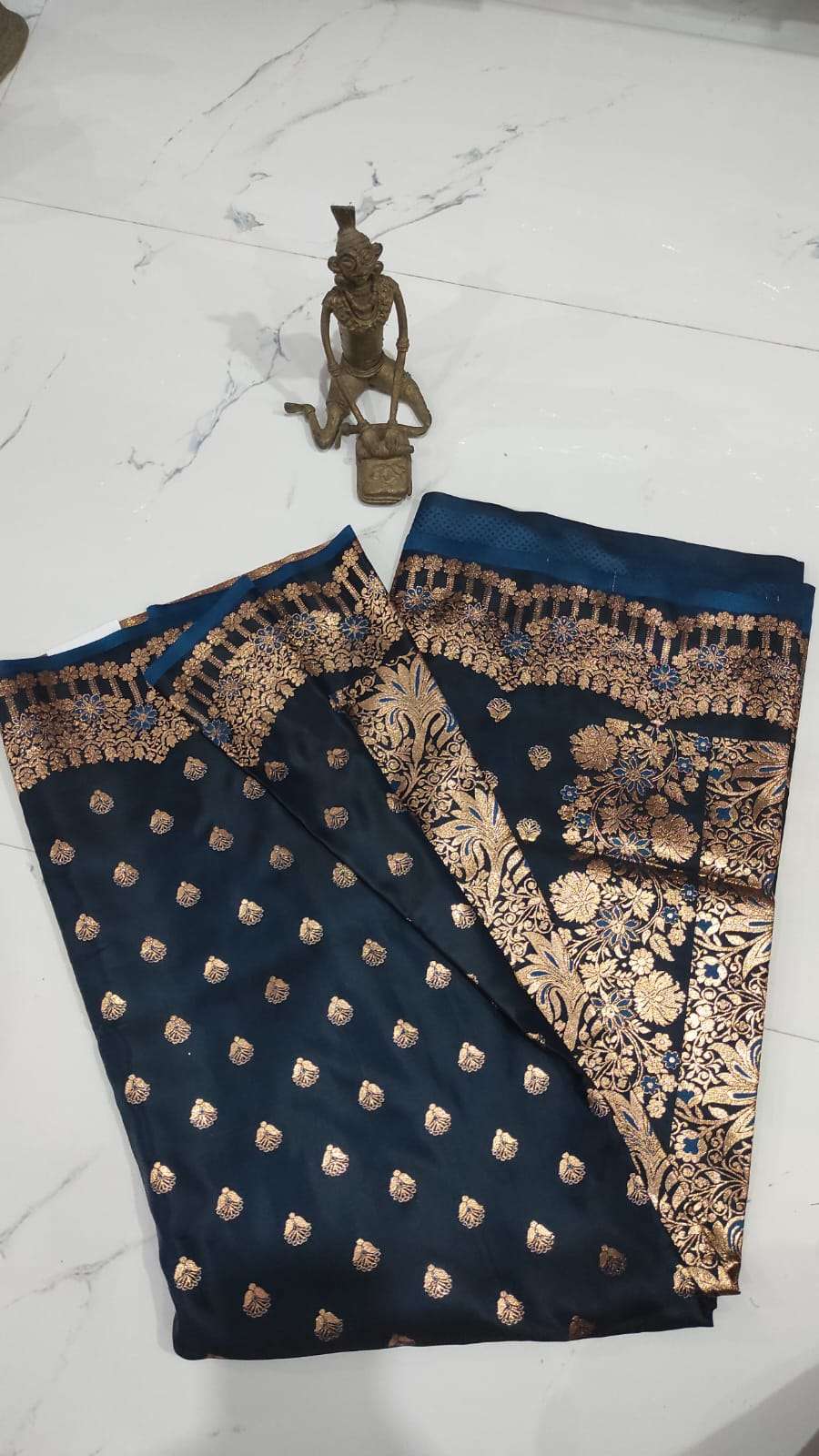 Saree | Sarees | Sartin Saree | Maliska Sartin Saree