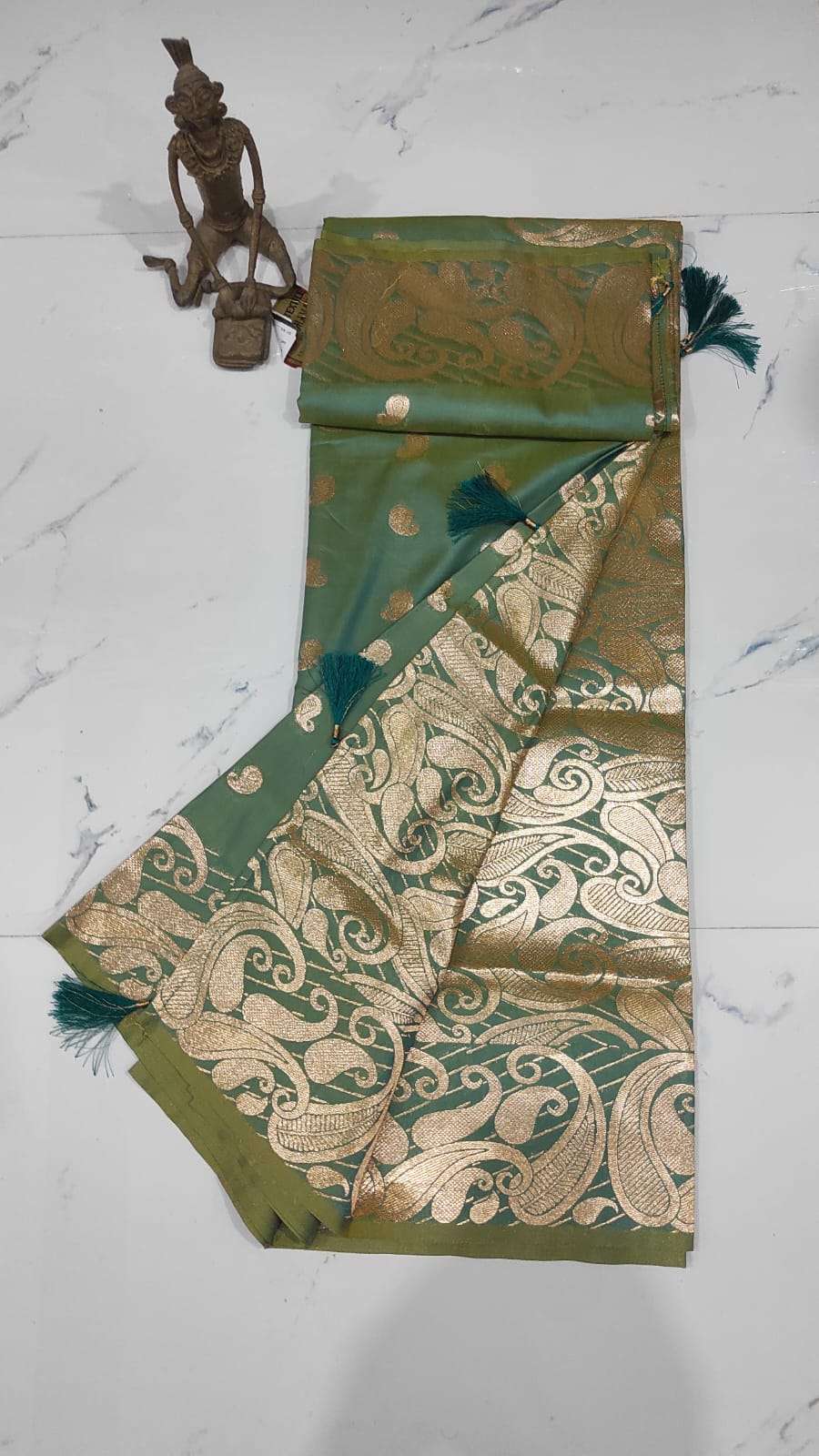 Saree | Sarees | Silky Dhamaka | Open Border Silk Saree