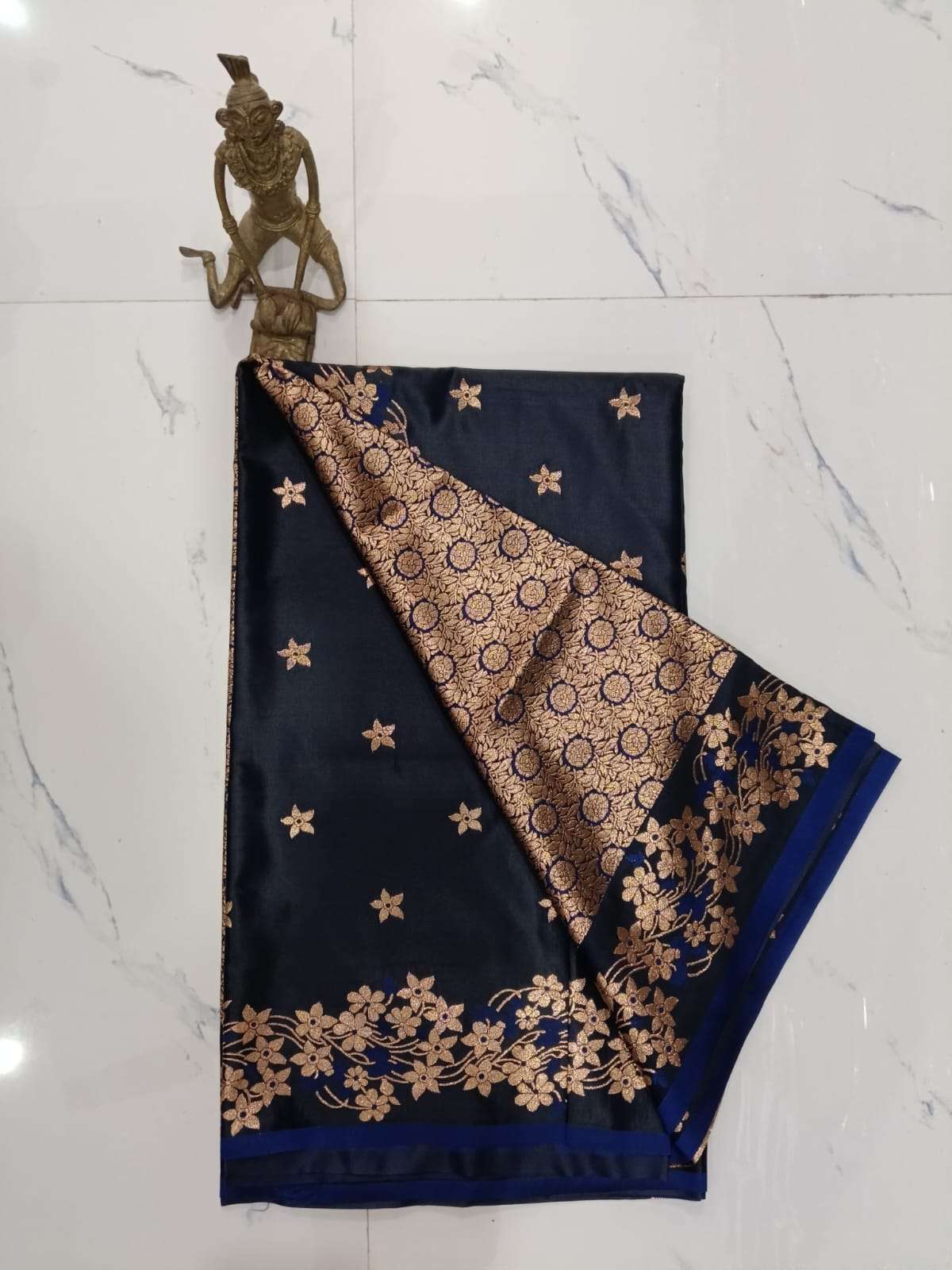 Saree | Sarees | Sartin Saree | Maliska Sartin Silk Saree